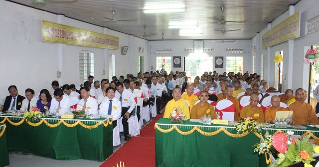 Đăng ký hoạt động hội đoàn tôn giáo có phạm vi hoạt động ở nhiều huyện, thị xã, thành phố trong tỉnh.
